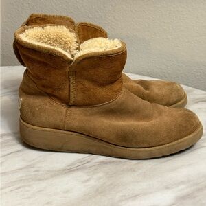 UGG short tan suede nubuck Woman’s 10 short boots